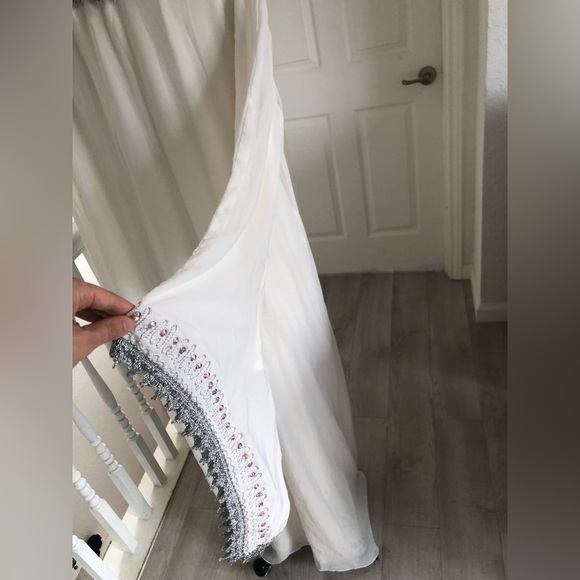 White chiffon long kaftan dress. - Picture 13 of 15